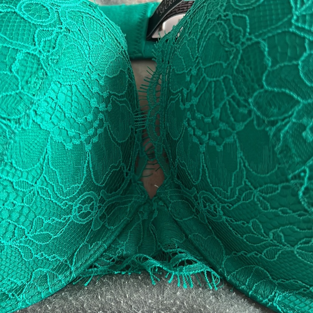 Bombshell shine strap - Picture 3 of 11